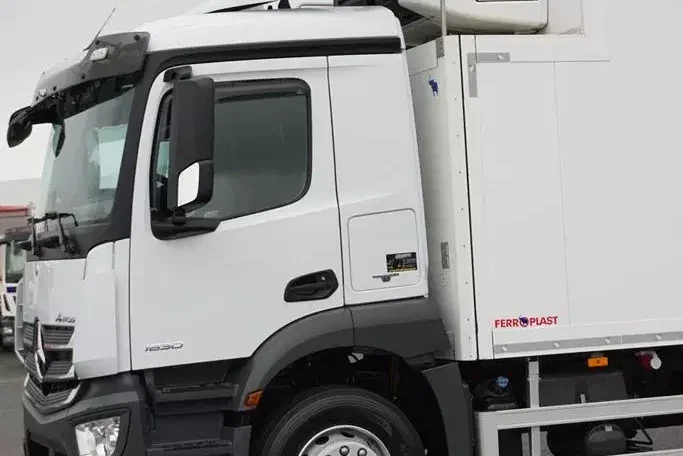 Mercedes ANTOS / 1830 / EURO 6 / CHŁODNIA + WINDA / 18 PALET zdjęcie 30