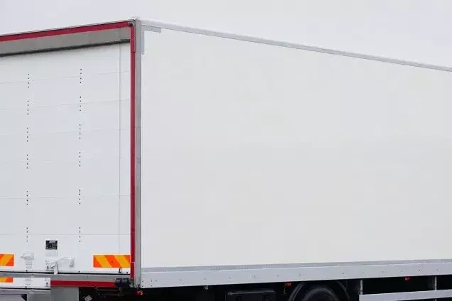 DAF ZABUDOWA / KONTENER / ROLETA / DŁ. 7,7 M zdjęcie 1