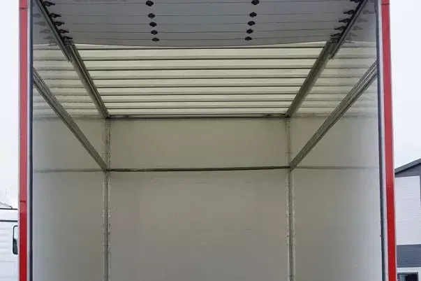 DAF ZABUDOWA / KONTENER / ROLETA / DŁ. 7,7 M zdjęcie 7