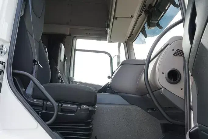 DAF CF 450 / E 6 / ACC / CHŁODNIA + WINDA / 21 PALET / MULTITEMPERATURA / RETARDER zdjęcie 8