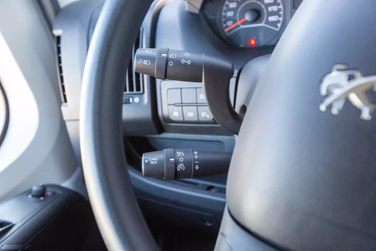 Peugeot Boxer 165KM 8ep KONTENER + WINDA dHollandia 750kg zdjęcie 72