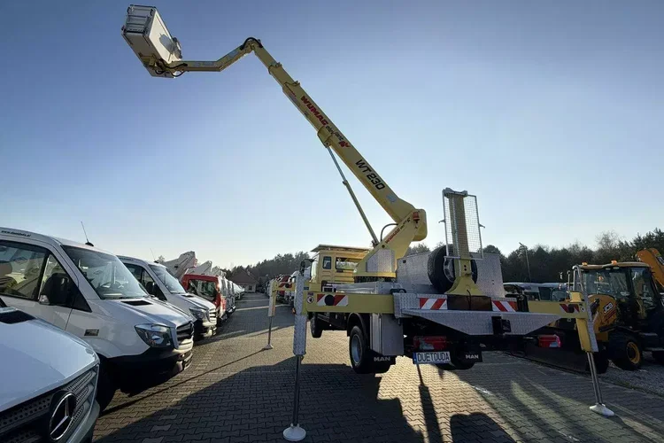 MAN TGL 8.210 Zwyżka WUMAG WT 230 23m w bok 18m podnośnik zdjęcie 40