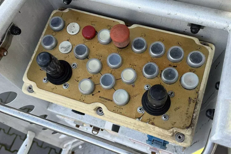 Nissan Cabstar zdjęcie 9