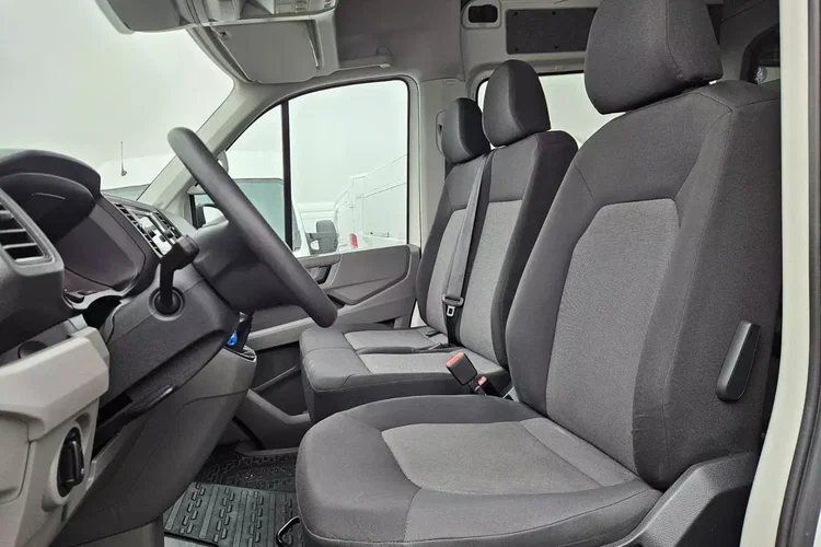 Volkswagen Crafter L3H2 119900zł NETTO Brygadówka 7 osób 2.0TDi/140KM zdjęcie 18