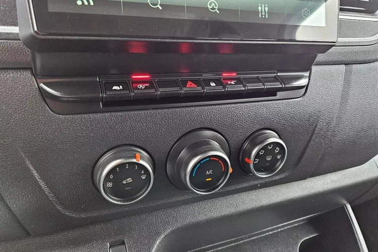 Opel movano L2H2 99999zł Netto Brygadówka 7 osób 2.3 CDTi/150KM zdjęcie 24