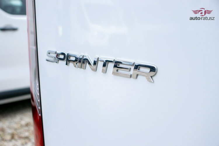 Mercedes Sprinter R E Z E R W A C J A zdjęcie 10