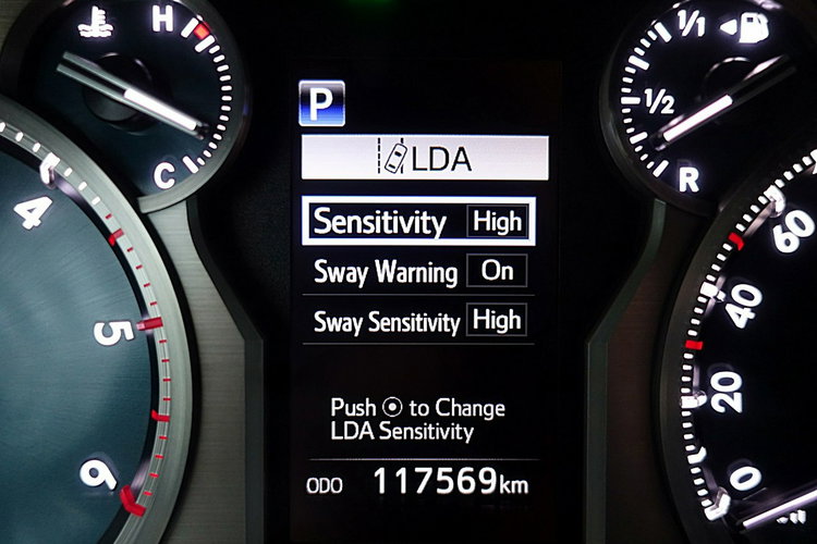 Toyota Land Cruiser INVINCIBLE 4x4 Skóra+Led+Kamera360+Navi GWARANCJA KRAJOWY Bezwypa F23% 4x2 zdjęcie 37