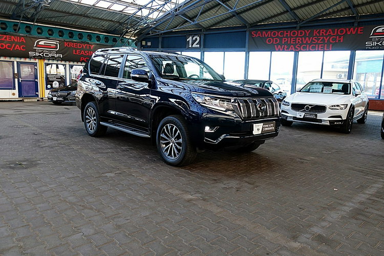 Toyota Land Cruiser INVINCIBLE 4x4 Skóra+Led+Kamera360+Navi GWARANCJA KRAJOWY Bezwypa F23% 4x2 zdjęcie 4