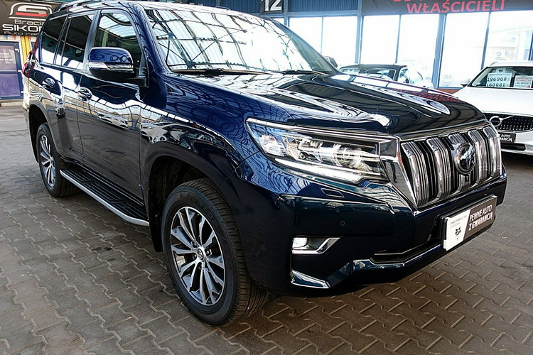 Toyota Land Cruiser INVINCIBLE 4x4 Skóra+Led+Kamera360+Navi GWARANCJA KRAJOWY Bezwypa F23% 4x2 zdjęcie 58