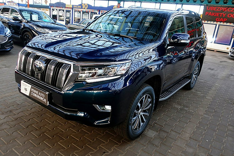 Toyota Land Cruiser INVINCIBLE 4x4 Skóra+Led+Kamera360+Navi GWARANCJA KRAJOWY Bezwypa F23% 4x2 zdjęcie 60