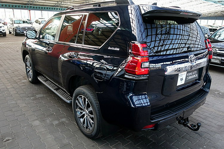Toyota Land Cruiser INVINCIBLE 4x4 Skóra+Led+Kamera360+Navi GWARANCJA KRAJOWY Bezwypa F23% 4x2 zdjęcie 61