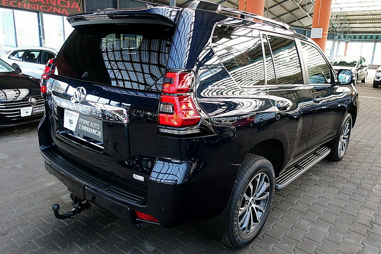 Toyota Land Cruiser INVINCIBLE 4x4 Skóra+Led+Kamera360+Navi GWARANCJA KRAJOWY Bezwypa F23% 4x2 zdjęcie 62