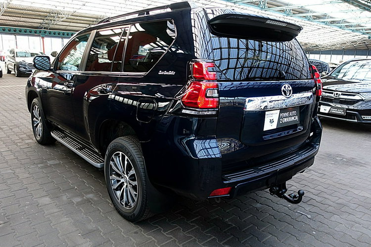 Toyota Land Cruiser INVINCIBLE 4x4 Skóra+Led+Kamera360+Navi GWARANCJA KRAJOWY Bezwypa F23% 4x2 zdjęcie 77