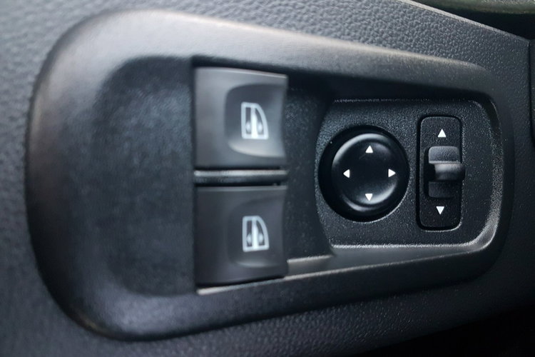 Renault Master 8EP CHŁODNIA AGREGAT CARRIER VIENTO 350 FUNKCJA GRZANIA IZOTERMA zdjęcie 9