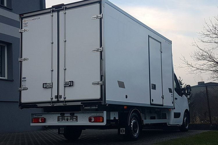 Renault Master 8EP CHŁODNIA AGREGAT CARRIER VIENTO 350 FUNKCJA GRZANIA IZOTERMA zdjęcie 28