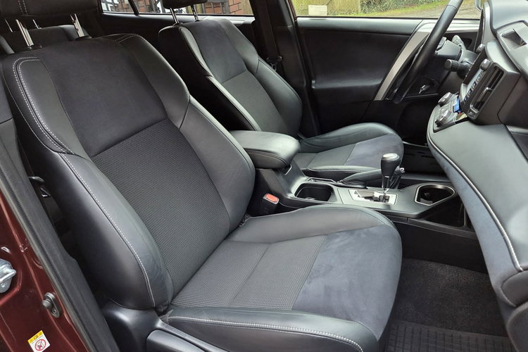 Toyota RAV-4 2, 5 HYBRID , STYLE, Salon PL, I WŁ , bezwypadkowa , serwis ASO zdjęcie 35