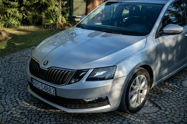 Skoda Octavia Zadbana /// 2 Komplety kluczyków /// Bogata Wersja /// Włochy zdjęcie 11