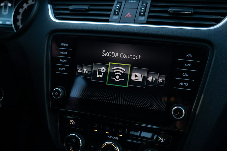 Skoda Octavia Zadbana /// 2 Komplety kluczyków /// Bogata Wersja /// Włochy zdjęcie 36