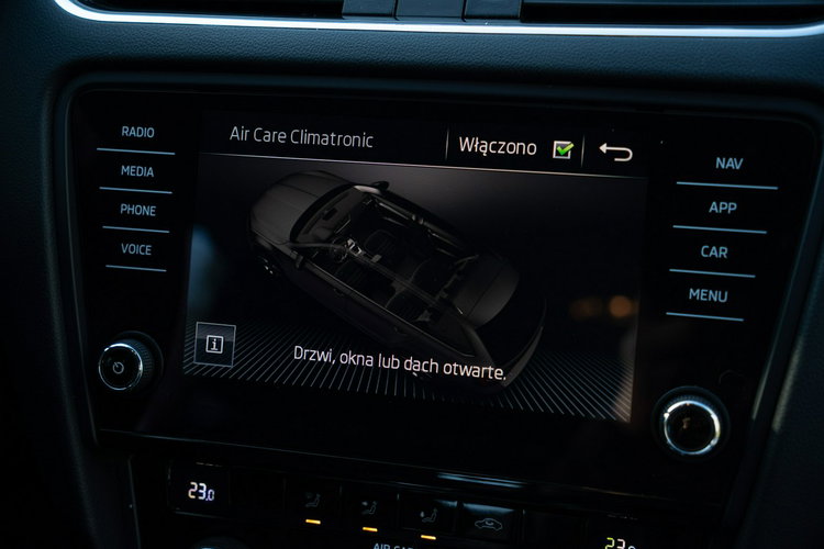 Skoda Octavia Zadbana /// 2 Komplety kluczyków /// Bogata Wersja /// Włochy zdjęcie 40