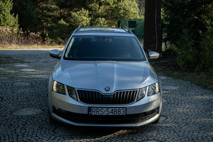 Skoda Octavia Zadbana /// 2 Komplety kluczyków /// Bogata Wersja /// Włochy zdjęcie 5