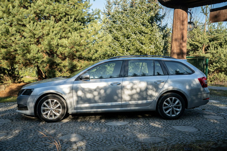 Skoda Octavia Zadbana /// 2 Komplety kluczyków /// Bogata Wersja /// Włochy zdjęcie 7
