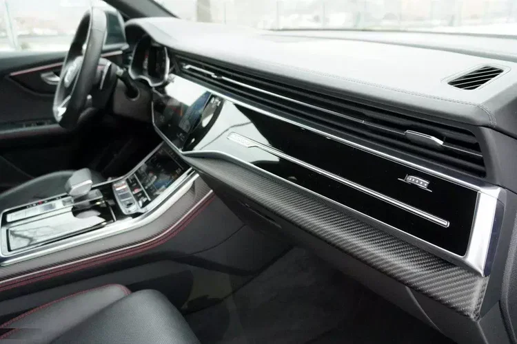 Audi rs-q8 zdjęcie 66