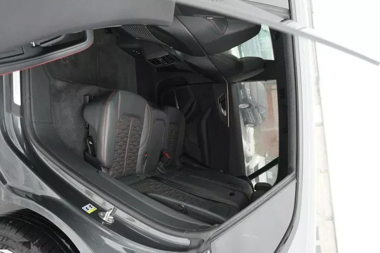 Audi rs-q8 zdjęcie 68