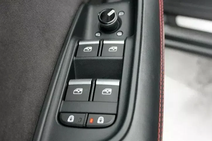 Audi rs-q8 zdjęcie 75