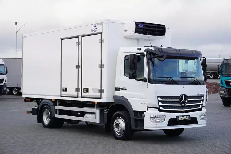Mercedes ATEGO / 1223 / ACC / EURO 6 / CHŁODNIA + WINDA / MULTITEMPERATURA zdjęcie 3