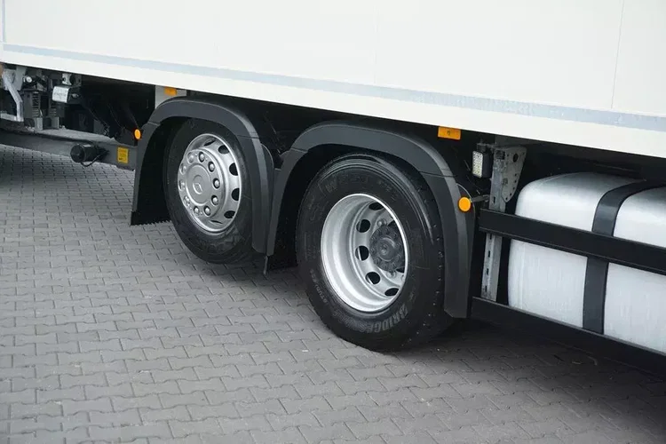 Mercedes ACTROS / 2540 / ACC / E 6 / ZESTAW PRZEJAZDOWY / CHŁODNIA + WINDA / 38 PALET zdjęcie 18