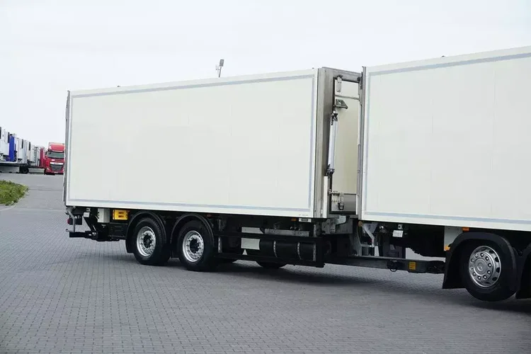 Mercedes ACTROS / 2540 / ACC / E 6 / ZESTAW PRZEJAZDOWY / CHŁODNIA + WINDA / 38 PALET zdjęcie 37