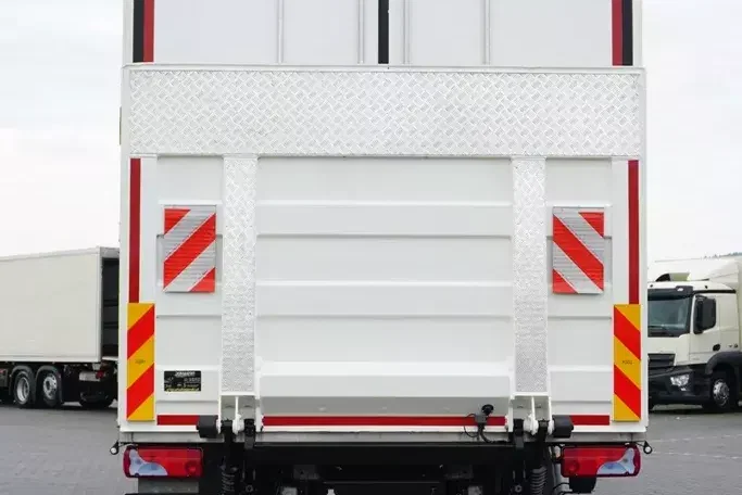 MAN TGS / 26.360 / EURO 6 / CHŁODNIA + WINDA / 23 PALETY zdjęcie 15