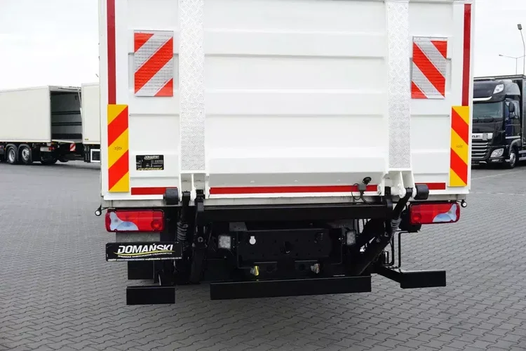 MAN TGS / 26.360 / EURO 6 / CHŁODNIA + WINDA / 23 PALETY zdjęcie 19