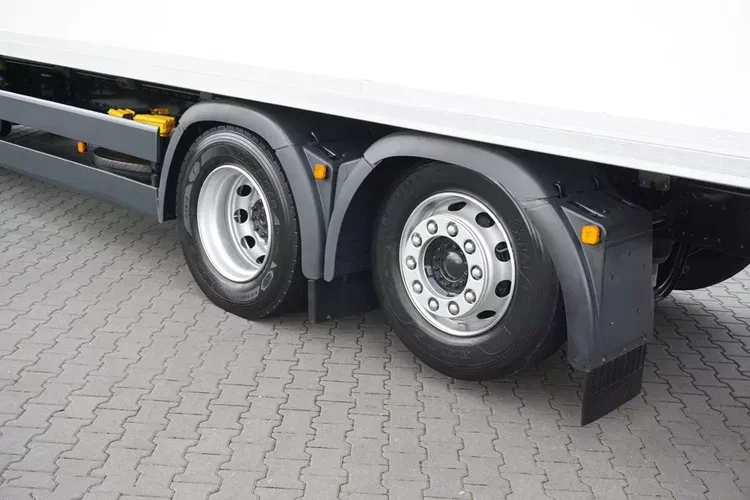 MAN TGS / 26.360 / EURO 6 / CHŁODNIA + WINDA / 23 PALETY zdjęcie 30