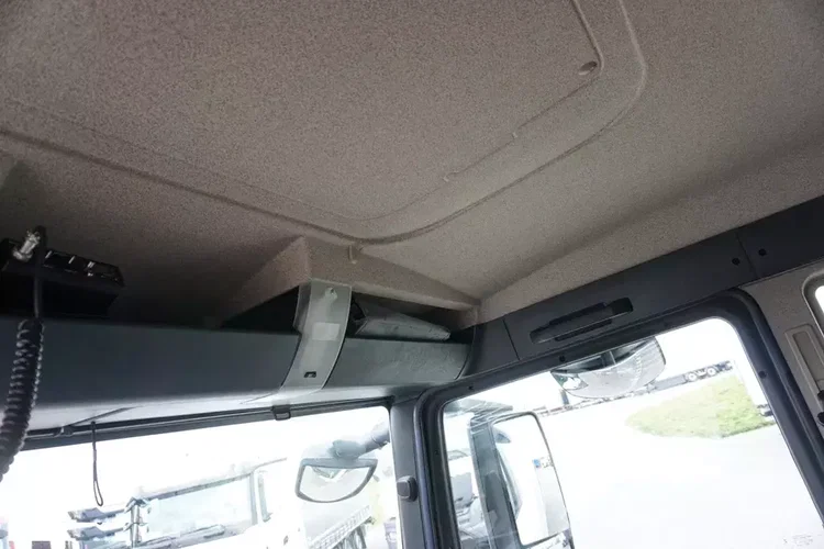 MAN TGS / 26.360 / EURO 6 / CHŁODNIA + WINDA / 23 PALETY zdjęcie 40