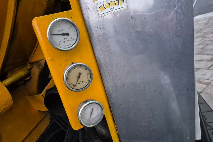 Premium Lander 370 DXi Renault PREMIUM DXI LANDER D 370 / WÓŻ ASENIZACYJNY zdjęcie 29