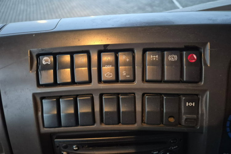 Premium Lander 370 DXi Renault PREMIUM DXI LANDER D 370 / WÓŻ ASENIZACYJNY zdjęcie 37