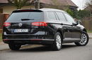 Volkswagen Passat 1.6TDI 120KM Serwis Panorama ACC Full LED Skóra+alcant. Navi Kamera zdjęcie 13