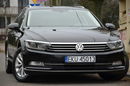 Volkswagen Passat 1.6TDI 120KM Serwis Panorama ACC Full LED Skóra+alcant. Navi Kamera zdjęcie 16