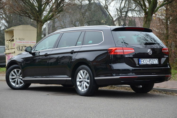 Volkswagen Passat 1.6TDI 120KM Serwis Panorama ACC Full LED Skóra+alcant. Navi Kamera zdjęcie 9