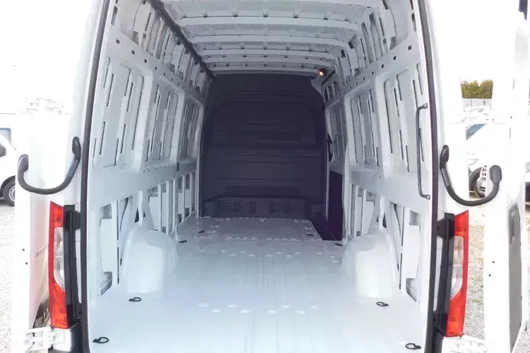 Mercedes Sprinter zdjęcie 3