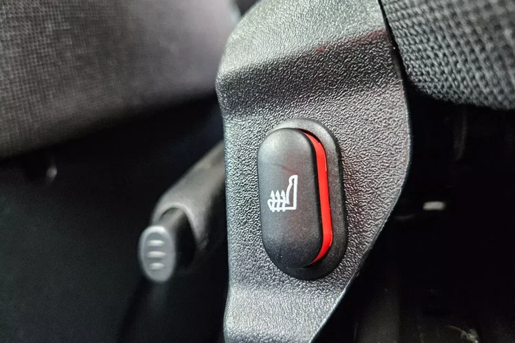 Ford transit L2H2 49999zł NETTO 2.0TdCi/131KM zdjęcie 17