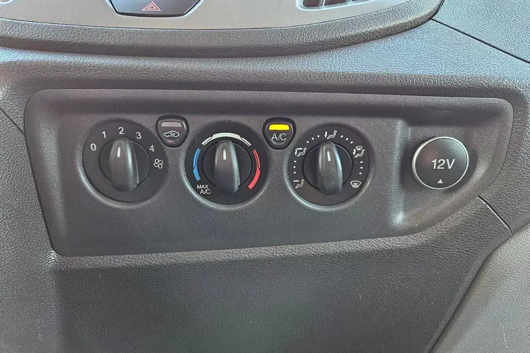 Ford transit L2H2 49999zł NETTO 2.0TdCi/131KM zdjęcie 27