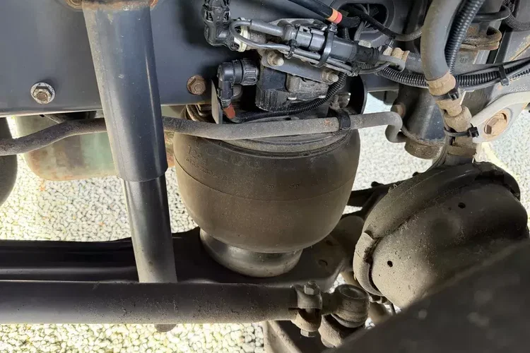 Volvo FL 16.250/ 19 PALET/ Ładownośc 6 ton/ na poduszkach zdjęcie 16