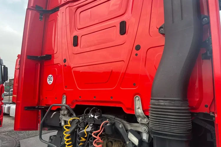 Mercedes ACTROS prokontraktowy zdjęcie 84