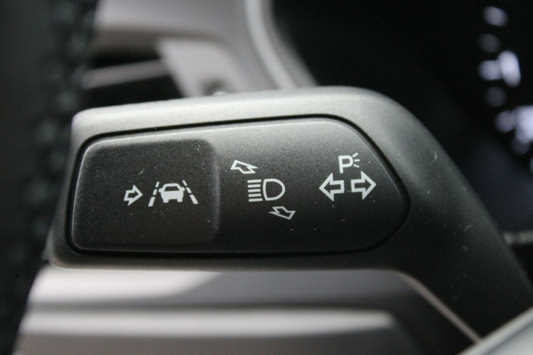 Ford Focus F-Vat Salon Polska 120HP Kombi netto 38 943 PLN Gwarancja zdjęcie 17