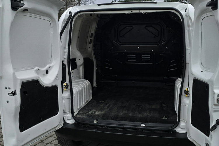 Fiat Fiorino 1.3 JTD 80KM / Salon PL I-właściciel / zdjęcie 10