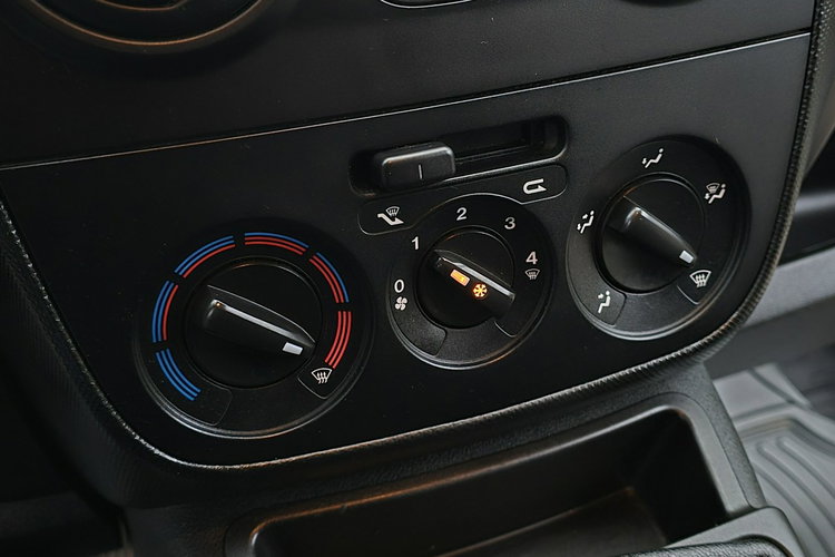 Fiat Fiorino 1.3 JTD 80KM / Salon PL I-właściciel / zdjęcie 9