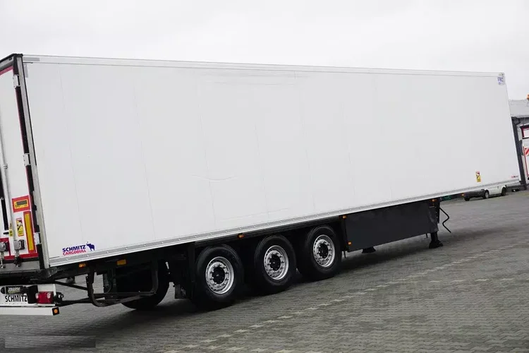 Schmitz / CHŁODNIA / CARRIER VECTOR 1550 / OŚ PODNOSZONA zdjęcie 14