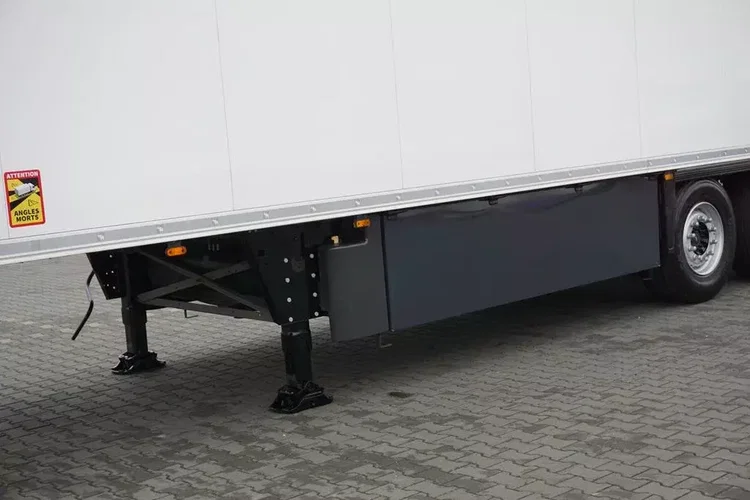 Schmitz / CHŁODNIA / CARRIER VECTOR 1550 / OŚ PODNOSZONA zdjęcie 16